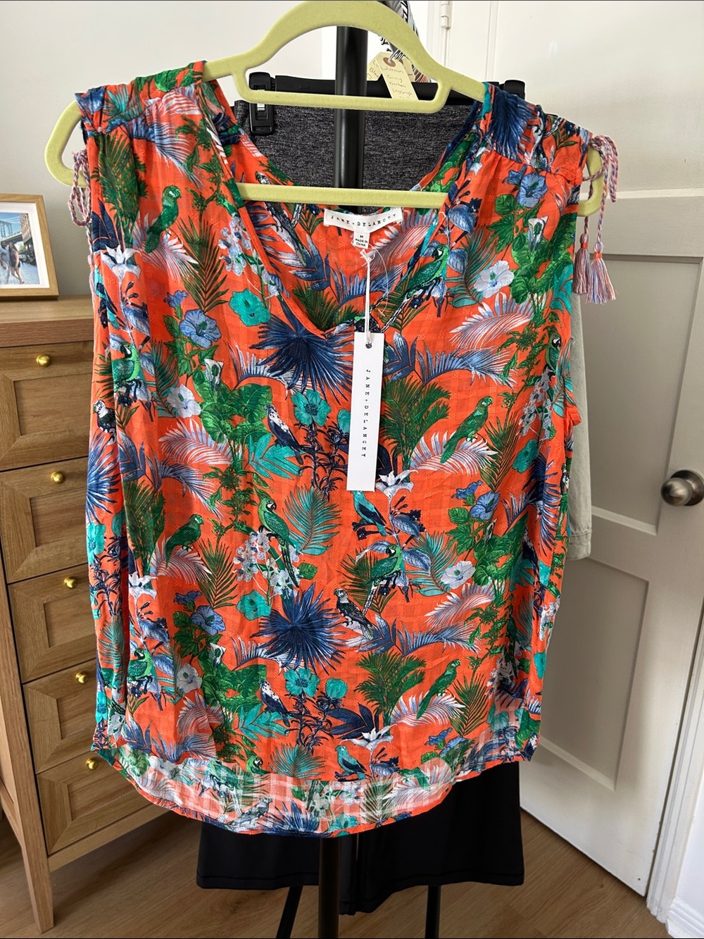 NWT Jane + Delancey Tank Shirt. Size medium. PTP 22”. Light weight/breathable
